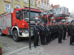 Ponad 100 strażaków odebrało dziś nagrody i wyróżnienia podczas obchodów Dnia Strażaka