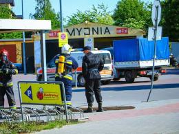 19 zastępów straży pożarnej walczyło z pożarem Biedronki w Namysłowie