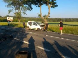 DK46 zablokowana po zderzeniu czołowym w Jaczowicach