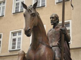 Pomnik Księcia Kazimierza I jest już na rynku