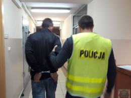 Narkotyki ukrył w samochodzie