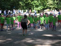 Blisko 300 przedszkolaków przebiegło przez Park Nadodrzański w Opolu