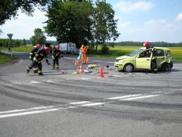 Śmigłowiec LPR wysłany do motorowerzysty rannego w wypadku