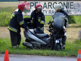 Śmigłowiec LPR wysłany do motorowerzysty rannego w wypadku