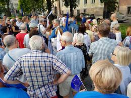 Kolejne protesty pod Sądem Okręgowym. "To już ostatni dzwonek"