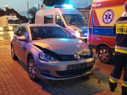 20-latka zderzyła się z golfem i uderzyła w Biedronkę