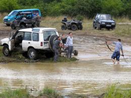 Na poligonie w Winowie trwa Hellowisko, czyli zlot miłośników off-roadu