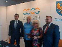 Dotacje dla fundacji i spółdzielni