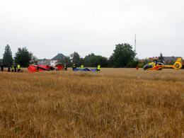 Rozbitym śmigłowcem leciało trzech mężczyzn. Trzeci z nich jest w stanie ciężkim