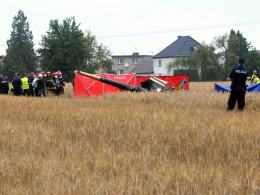 Rozbitym śmigłowcem leciało trzech mężczyzn. Trzeci z nich jest w stanie ciężkim
