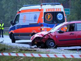 Tragiczny wypadek w Grodźcu, nie żyje 19 letni kierowca