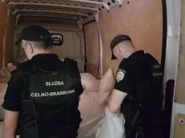 Opolska KAS zatrzymała tonę nielegalnego tytoniu