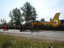 Motocyklista uderzył w ciężarówkę na Wrocławskiej.