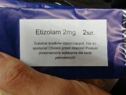 Dopalacze w przesyłce pocztowej