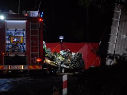 Tragiczne zderzenie BMW z ciężarówką. Nie żyją dwie osoby