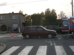 Wjechała rowerem na przejście dla pieszych, została potrącona