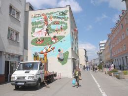 Mural miał przetrwać lata, a zniknął razem z Krakowską 32