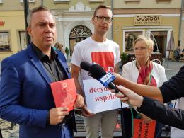 Nowe hasło wyborcze SLD to "Decydujmy wspólnie"