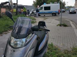 Wypadek z udziałem skutera i rowerzystki