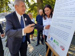 Koalicja Obywatelska: "Budujemy front samorządowy, nie pustych evenciarzy czy królów Facebooka"