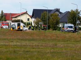 Zablokowana ulica Piastowska w Dobrzeniu Wielkim. Robotnicy uszkodzili rurę z gazem