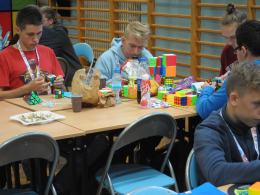 Zawody Speedcubing - przyjdź, zobacz jak robią to najlepsi