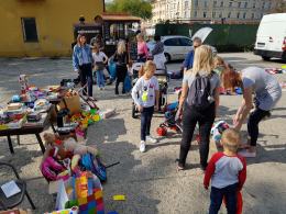 Złodzieje okradli i podpalili kiosk pani Sabiny. Opolanie tłumnie pomagają