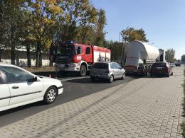Zderzenie na ulicy Budowlanych, 22-latka w szpitalu