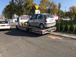 Zderzenie na ulicy Budowlanych, 22-latka w szpitalu