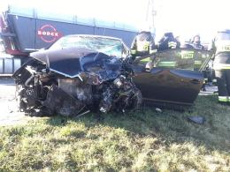 Zderzenie citroena z tirem w Chrząstowicach. Jedna osoba ranna