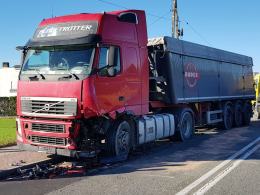 Zderzenie citroena z tirem w Chrząstowicach. Jedna osoba ranna