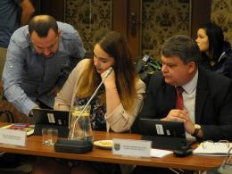 Trwa pierwsza sesja Rady Miasta ósmej kadencji. Łukasz Sowada nowym przewodniczącym