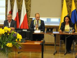 Trwa pierwsza sesja Rady Miasta ósmej kadencji. Łukasz Sowada nowym przewodniczącym