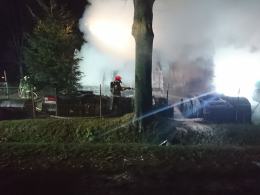 Pożar w bazie transportowej. Spłonęło 5 ciągników siodłowych