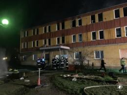 W Zdzieszowicach spłonął budynek socjalny. Ewakuowano 19 osób