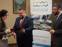 Wsparcie cenniejsze, niż niejedna dotacja