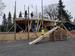 Ruszyła budowa żywej szopki przy parafii św. Józefa w Opolu-Szczepanowicach