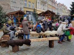 Trwa Jarmark Bożonarodzeniowy na Rynku w Opolu