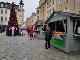 Trwa Jarmark Bożonarodzeniowy na Rynku w Opolu