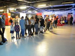 Około setka dzieci z domów dziecka została obdarowana prezentami w Dom Expo