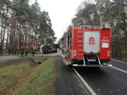 Zderzenie dwóch pojazdów pomiędzy Borkowicami a Skarbiszowem. Są ranni
