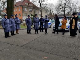 Policja ma trzy nowe wozy. Na dwa dołożyło się miasto