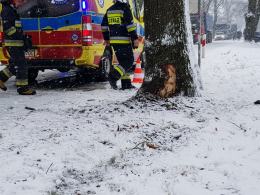 Złe warunki pogodowe, co chwila dochodzi do kolizji. Uważajmy na drogach!