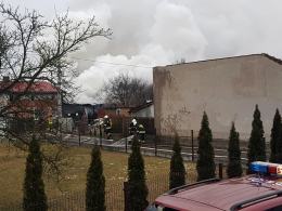 Pożar stolarni w Opolu, 5 zastępów straży walczyło z ogniem