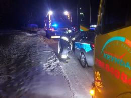 Niebezpiecznie na drogach. Dwa zdarzenia drogowe w powiecie brzeskim