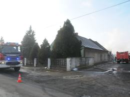 5 zastępów straży zadysponowano do pożaru budynku w Biadaczu