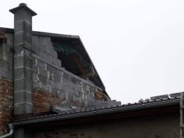 Wybuch w domu jednorodzinnym - 2 osoby poszkodowane
