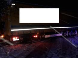Trudne warunki na drogach po obfitych opadach śniegu