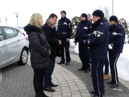 Nowy nieoznakowany radiowóz dla prudnickich policjantów