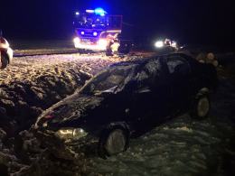 Stracił panowanie nad samochodem i dachował
